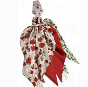 ✨️🍓 PIPER K Hair Scarf Scrunchies Set of 3 ✨️🍓